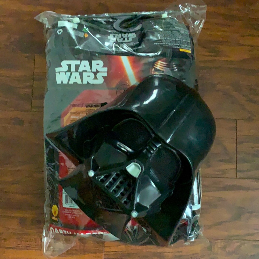 Men’s Darth Vader costume